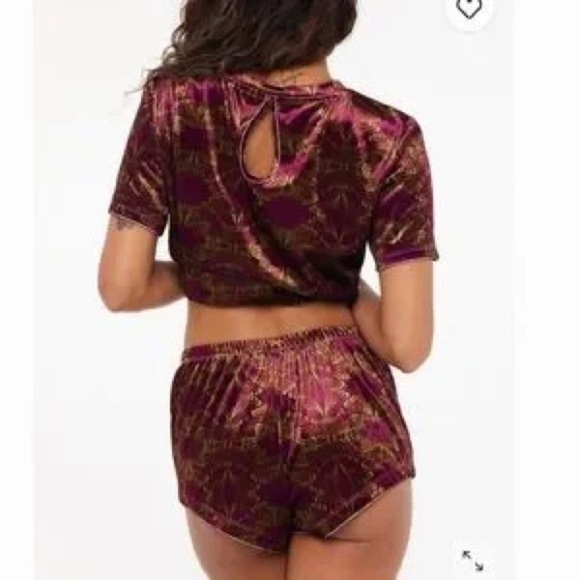 NWOT Savage by Fenty PJ shirt Psychedelic Velvet Sleep set size medium - Picture 2 of 9